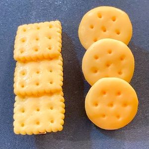 Hair clips-Soda crackers and ritz-like crackers hair accessories